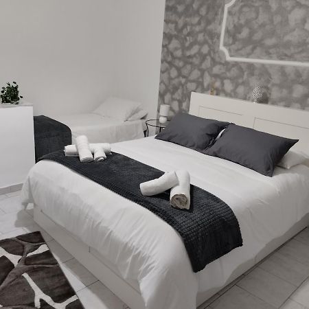 House Luroke Apartment Catania Bagian luar foto