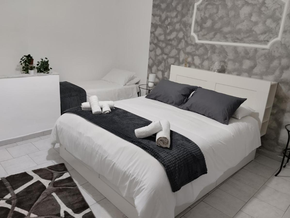 House Luroke Apartment Catania Bagian luar foto